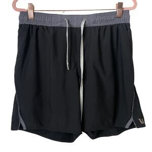 Vuori Shorts Men Small Black Gray Trail Athletic Performance Gym Outdoor Hiking
